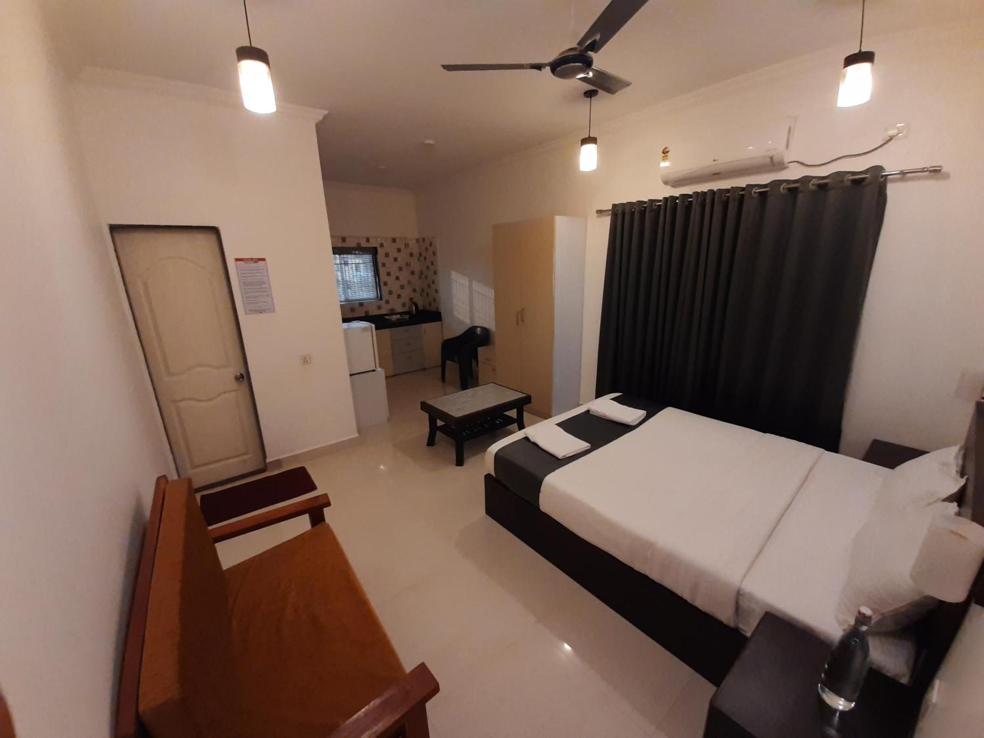 Hotel Rsa Residency Pernem Extérieur photo