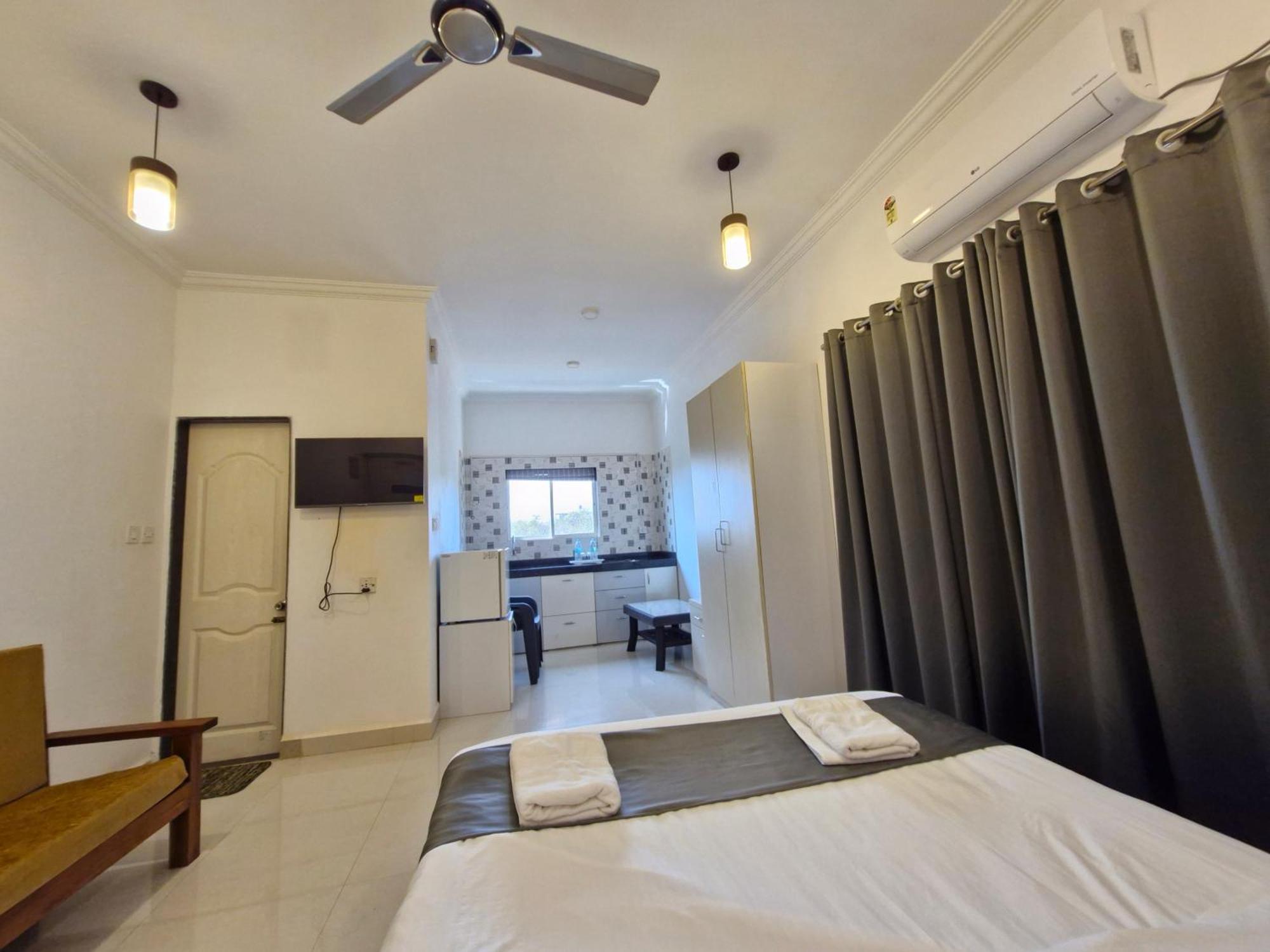 Hotel Rsa Residency Pernem Extérieur photo