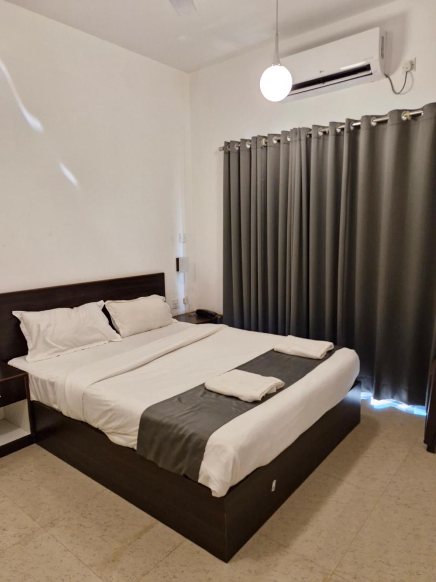 Hotel Rsa Residency Pernem Extérieur photo